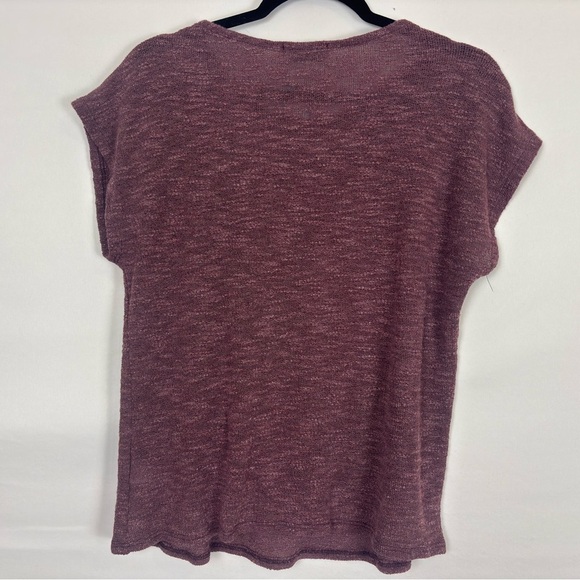 Gilli Crew Neck Burgundy Tee - Picture 7 of 7